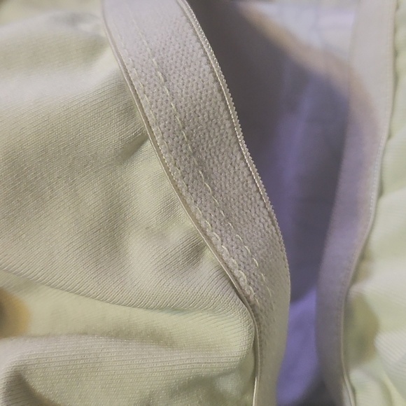 Apostrophe Stretch Vintage Floral Halter Top - Picture 8 of 8